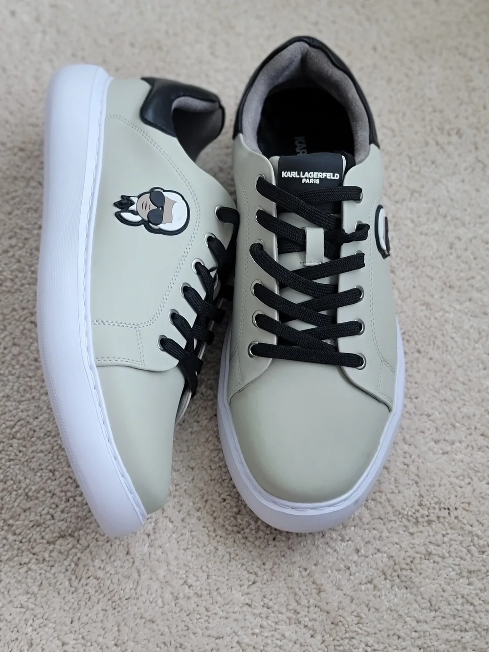 Karl Lagerfeld Paris‎ LF1S1107 Low Top Sneakers – Size 11M – NWOB